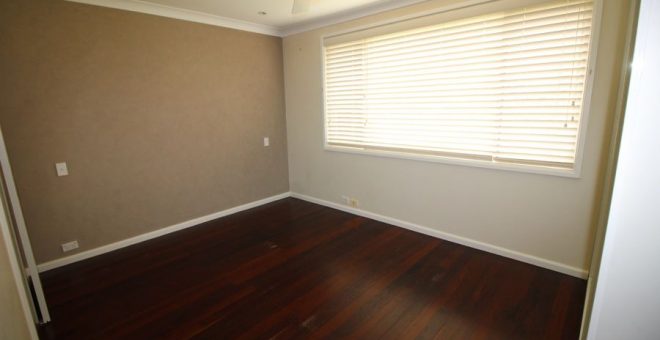 LLANDILO NSW 20624448