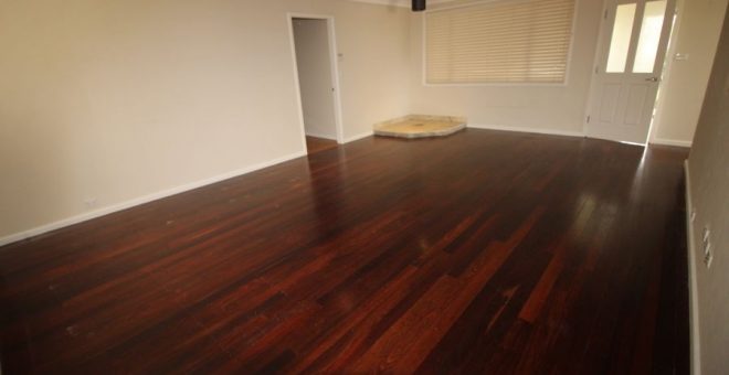LLANDILO NSW 20624448