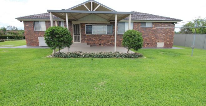 LLANDILO NSW 20624448