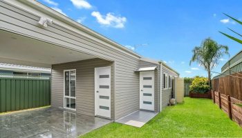 CLAREMONT MEADOWS NSW 20677215 CLAREMONT MEADOWS NSW 20677215